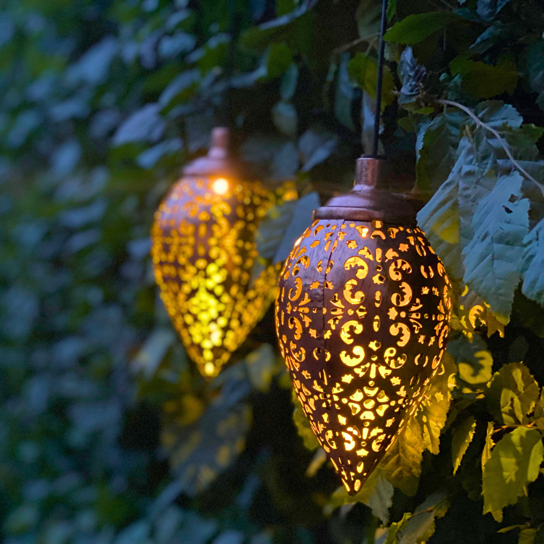 Lardic Solar Hanging Garden Lamp - Oriental