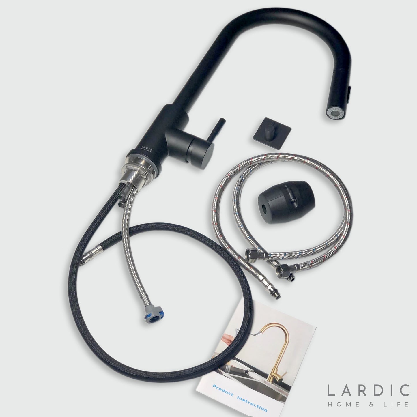 Lardic Kitchen Faucet with Pull-Out Spout - Hand Shower - Pull-Out - Mixer Tap - Black - Stainless Steel
